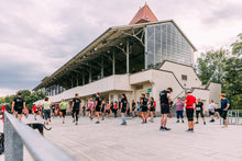 Laden Sie das Bild in den Galerie-Viewer, Lauf jetzt Winterkurs